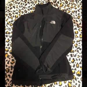 CLASSIC Women’s North Face Fleece Jacket - SMALL